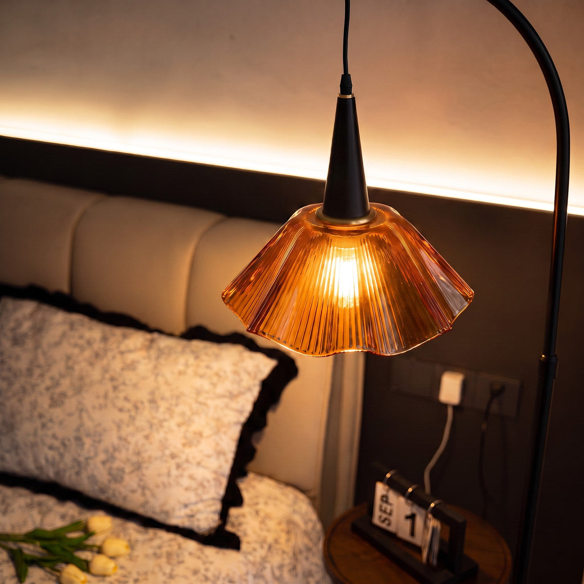 Retro Fazzoletto Floor Lamp
